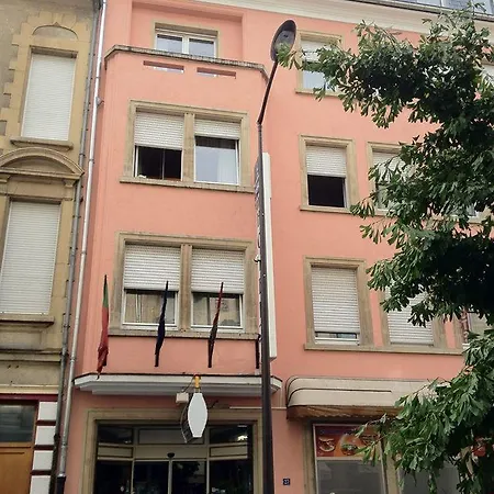 Szálloda Yasha 3*