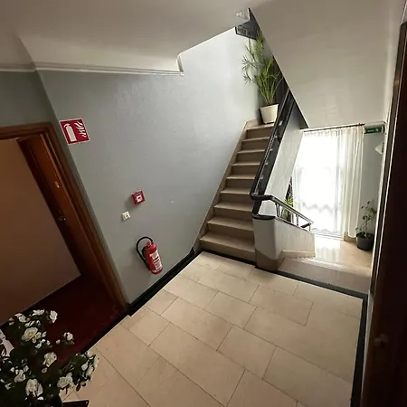 Yasha Hotel