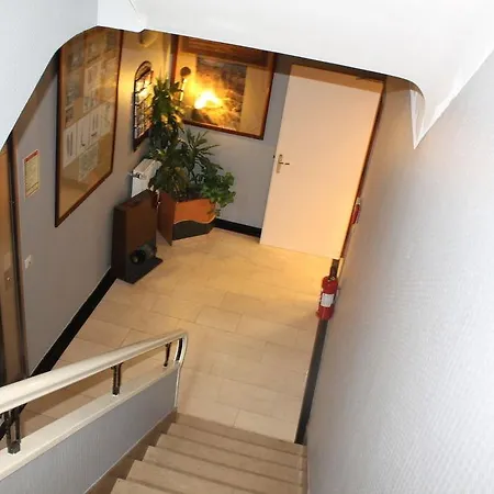 Hotel Yasha