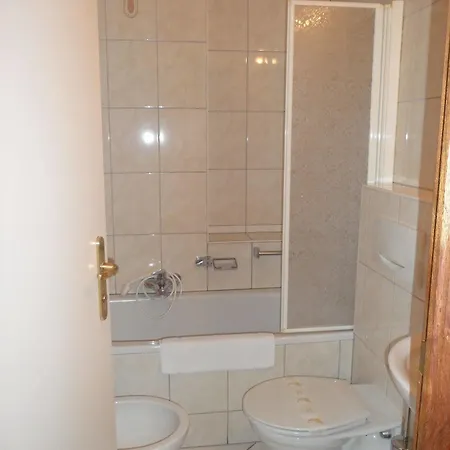 Yasha Hotel Luxembourg