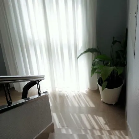 Yasha Hotel