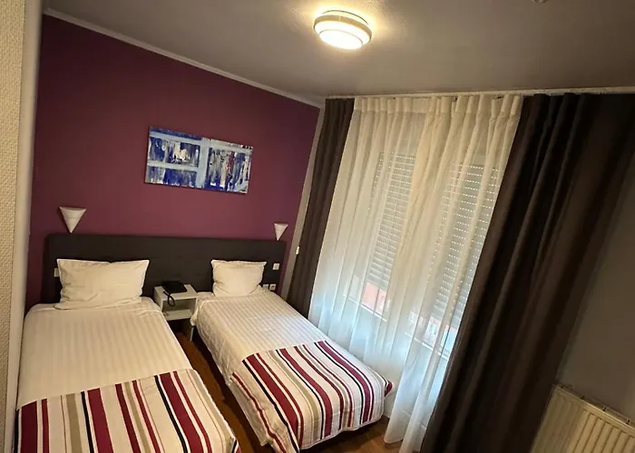 야샤 3* 룩셈부르크